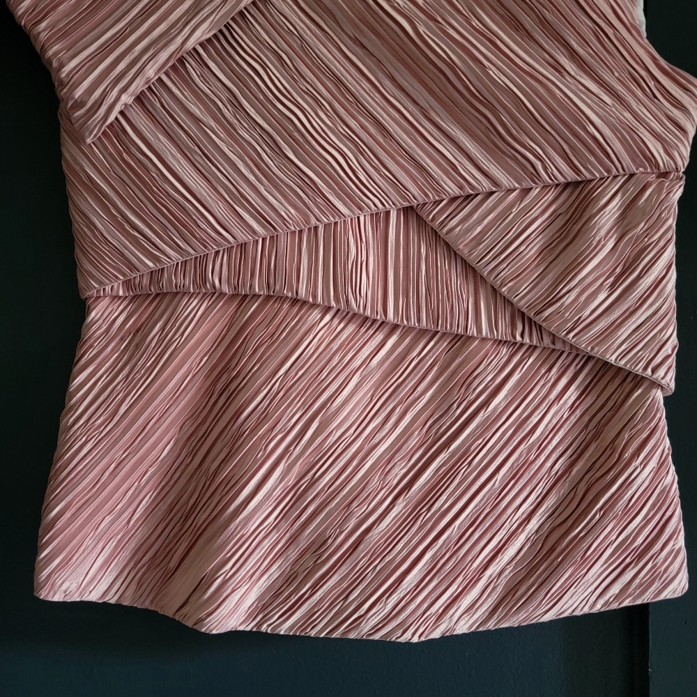 NWT Marina‎ Moscone One-Shoulder Spliced Top in Blush Size 6 Pleated Satin Top - Picture 4 of 11